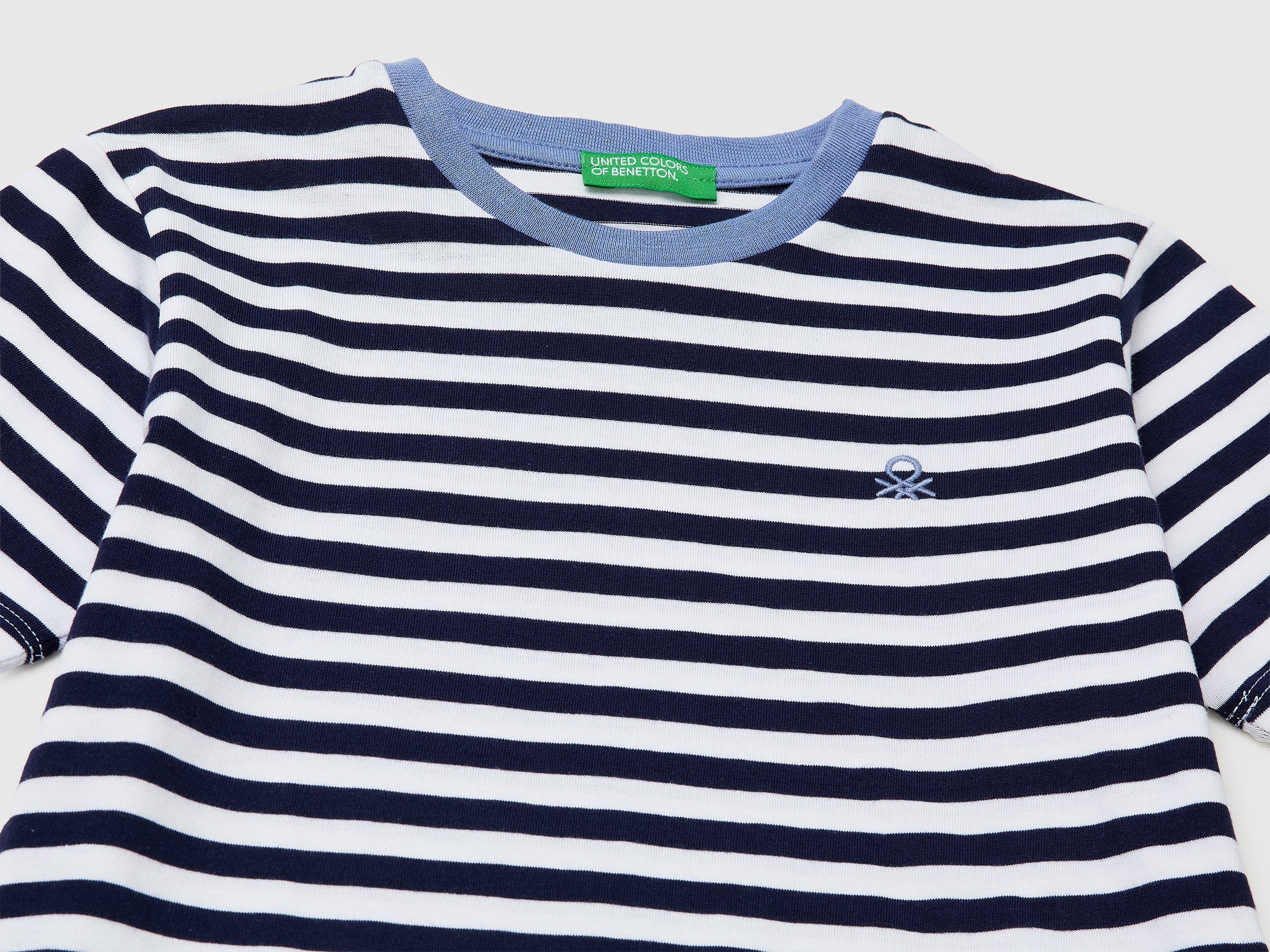 Camiseta infantil de rayas azul marino – United Colors of Benetton - Entrega Inmediata