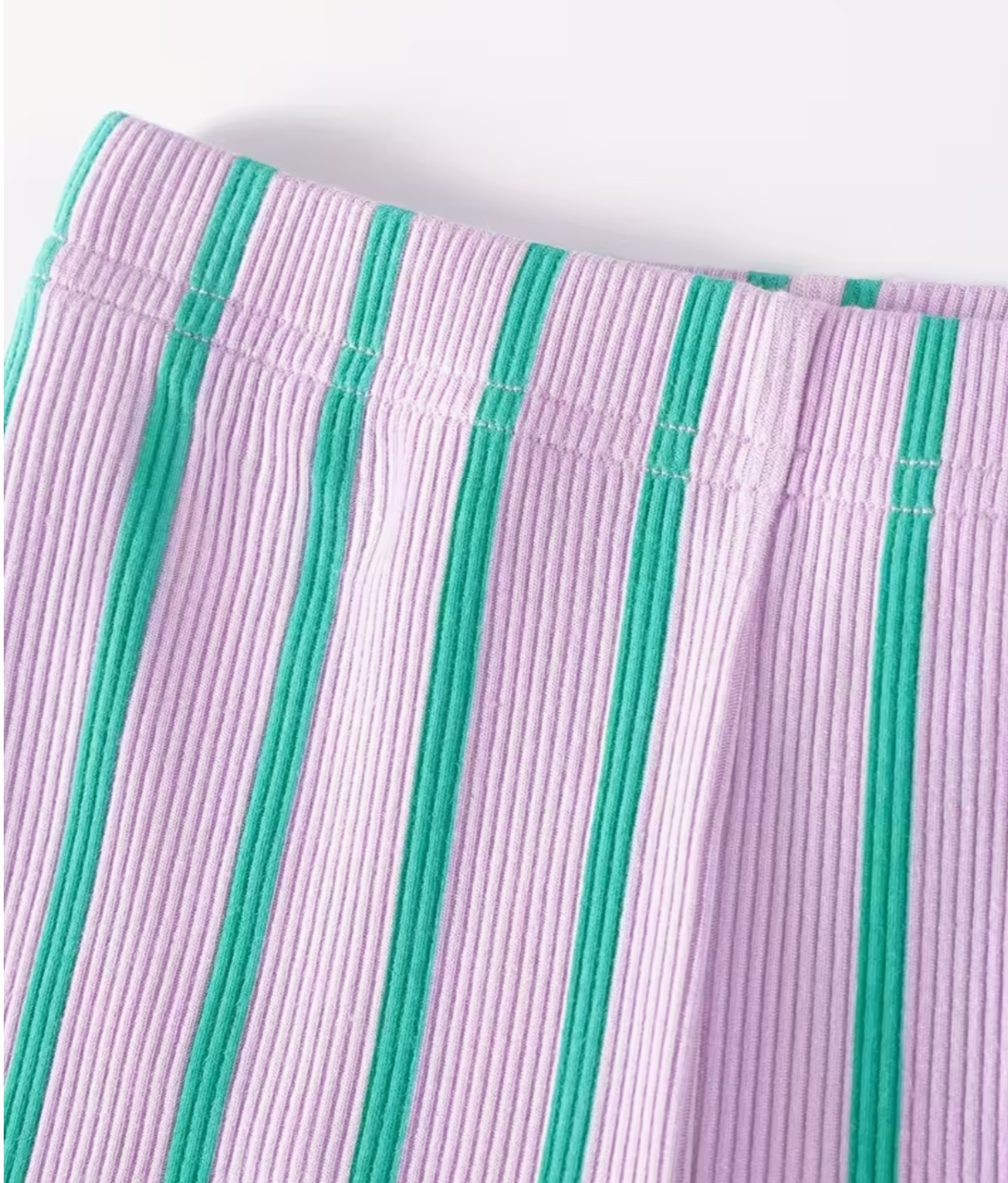Set infantil Adventure con pantalón de rayas