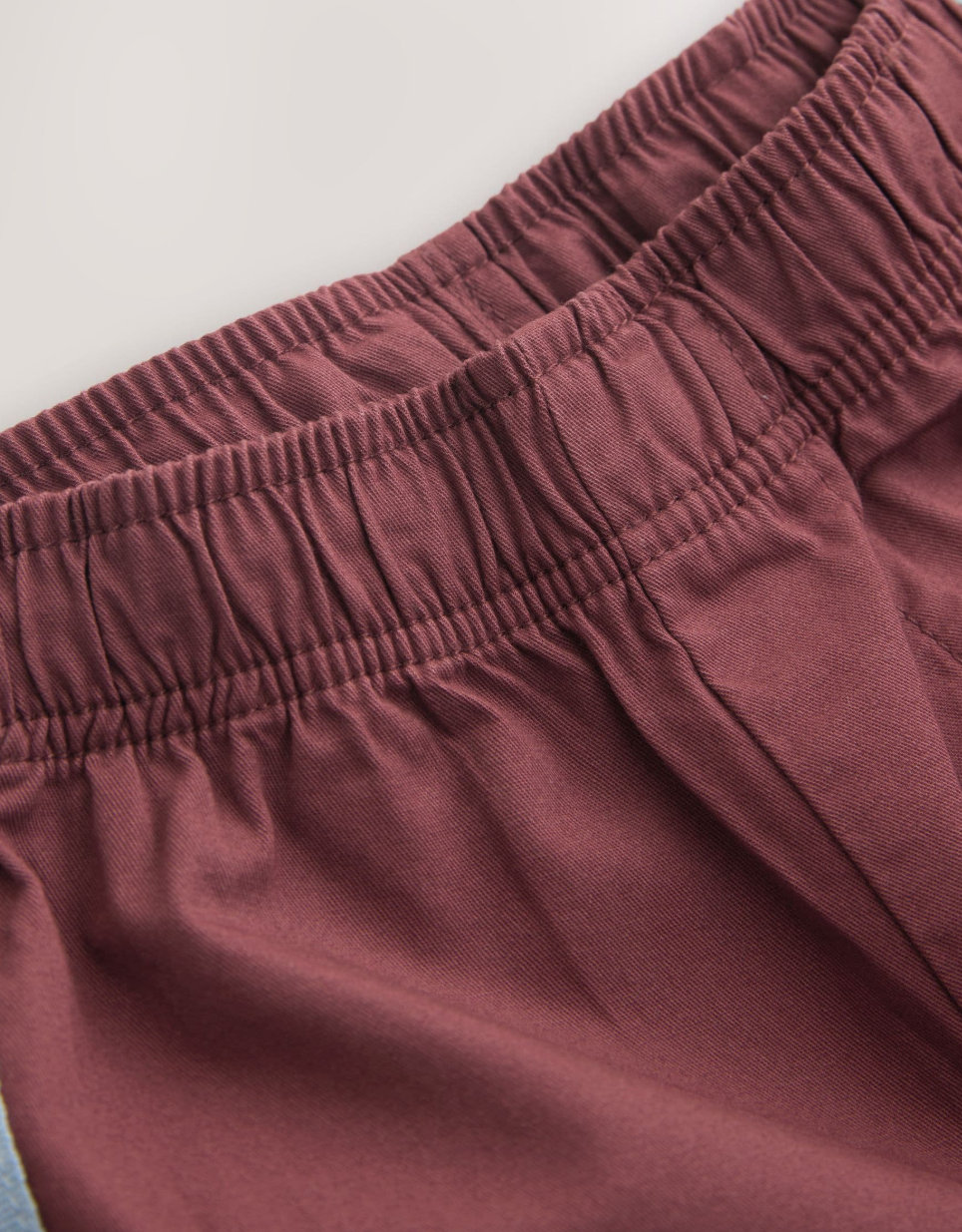 Short infantil con franjas laterales