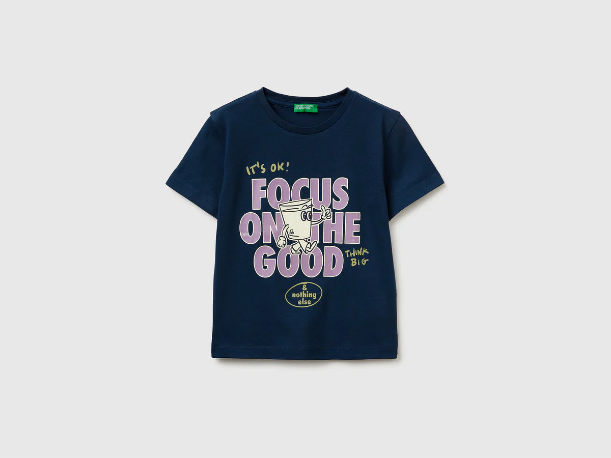 Camiseta infantil Focus on the Good – United Colors of Benetton - Entrega Inmediata
