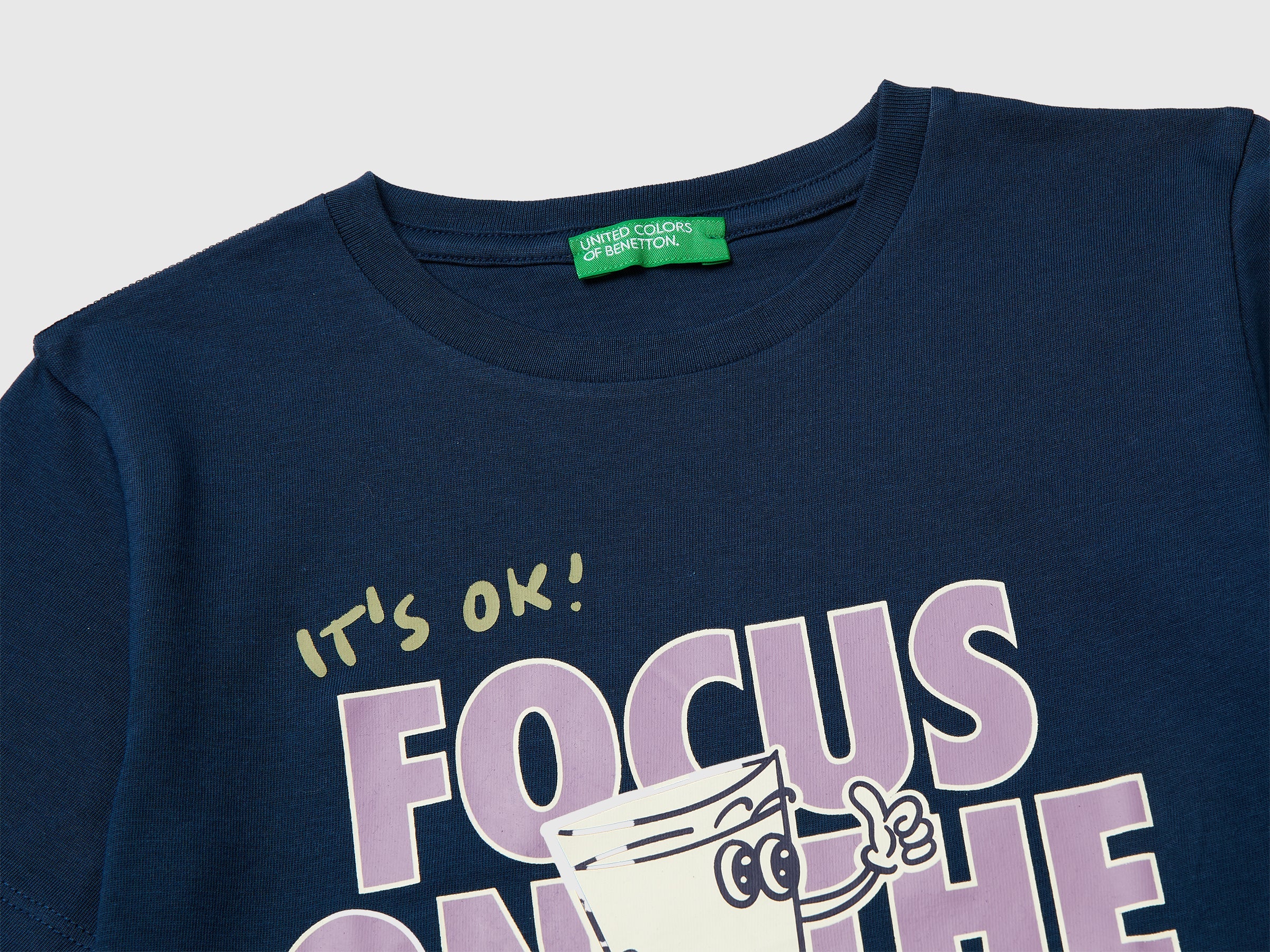 Camiseta infantil Focus on the Good – United Colors of Benetton - Entrega Inmediata